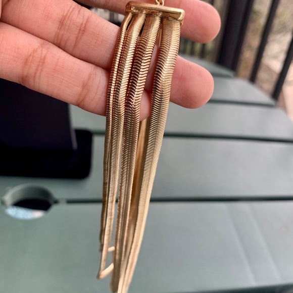 (NEW!) Gold Strand Layered Necklace - Picture 6 of 6